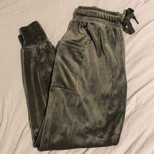 AERIE velvet joggers NWOT